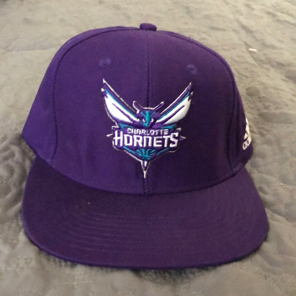 Adidas Charlotte hornets snapback